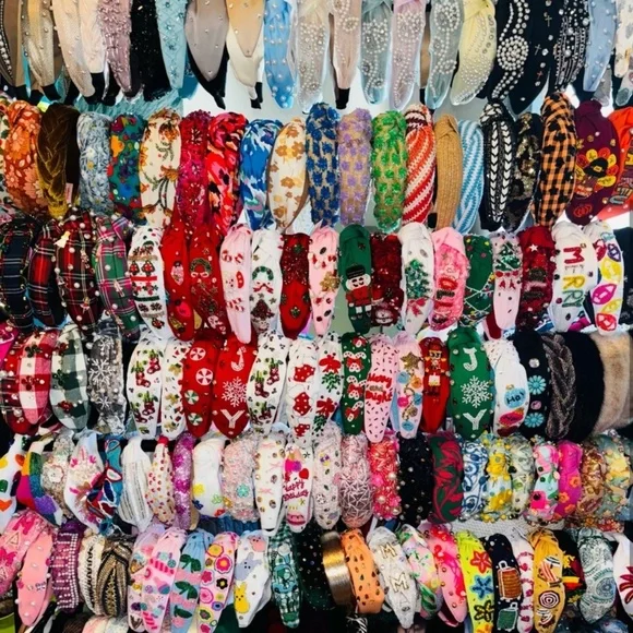 Headband Wonderland 🎉 1000+ Unique Styles - Picture 1 of 1